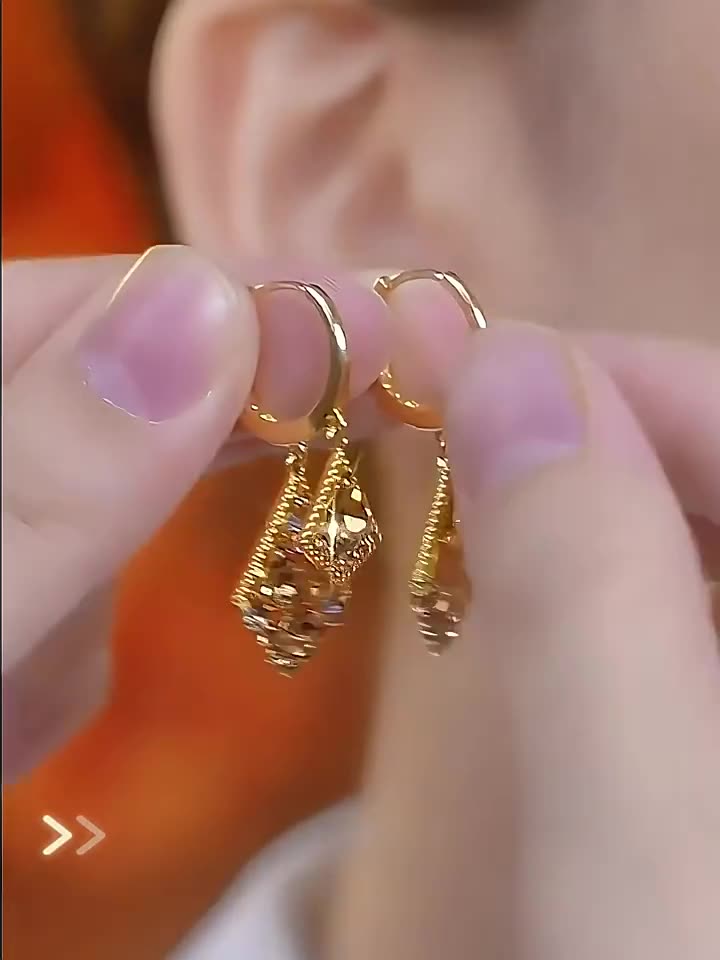 Бриллиантовые серьги Temperament золотой